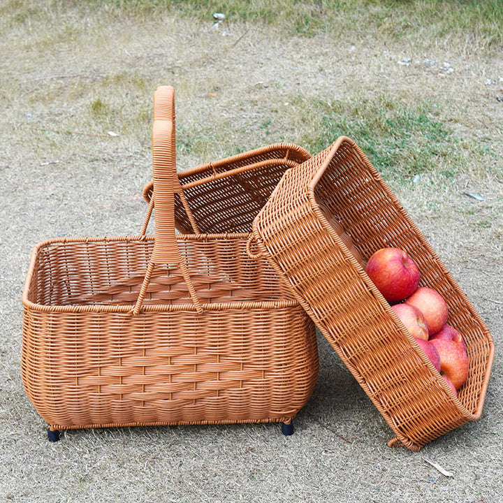 Ladies decorative laundry basket with lid and handle Bowlift