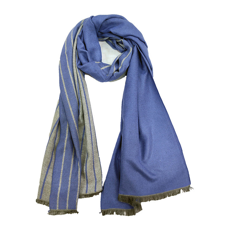 Women's Elegant and Warm Scarf with Modern Check Pattern Bowlift