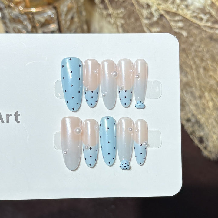 Decorative Press-On Nail Set with Unique Dot Design Bowlift