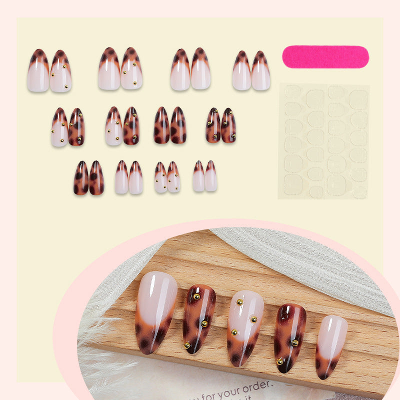 Decorative Press-On Nail Set with Elegant Leopard Design Bowlift