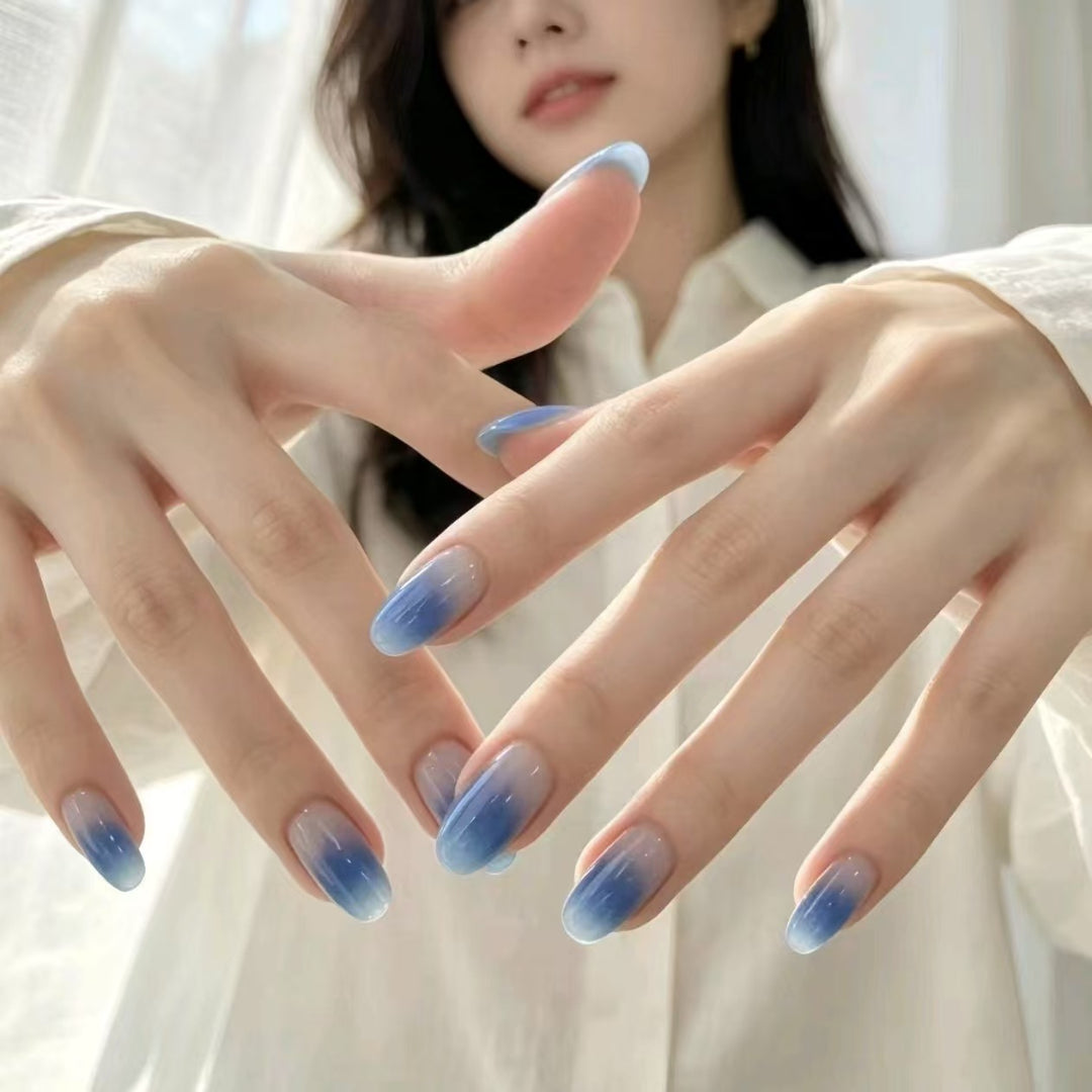 Stylish Press-On Nail Wraps Bowlift