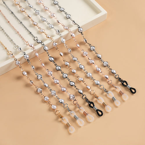 Elegant Pearl-Linked Eyewear Chain Bowlift
