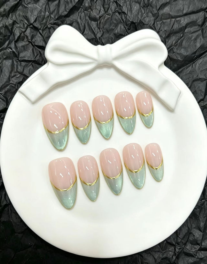Elegant French-Style Press-On Nail Art Set