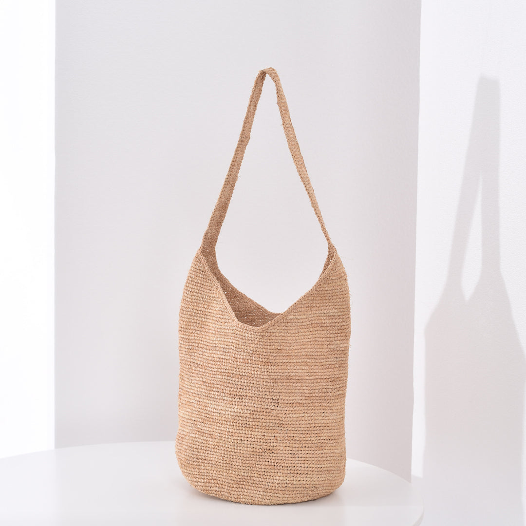 Handcrafted shoulder bag Bowlift