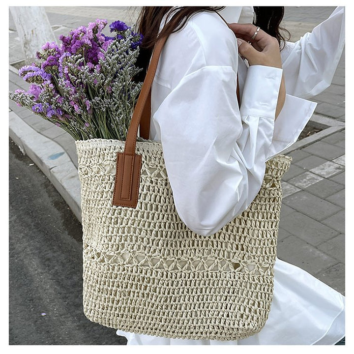 Refined Beach Bag Bowlift