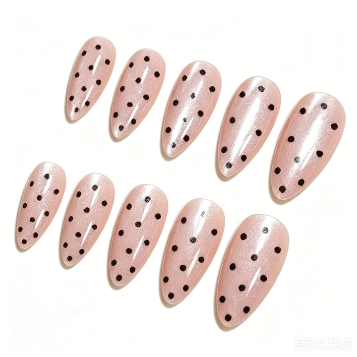 Stylish Polka Dot Press-On Nail Art Set Bowlift