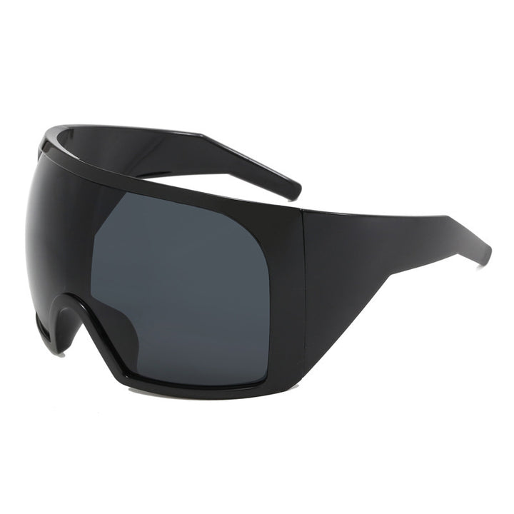 Ladies sporty sunglasses with aerodynamic design Bowlift