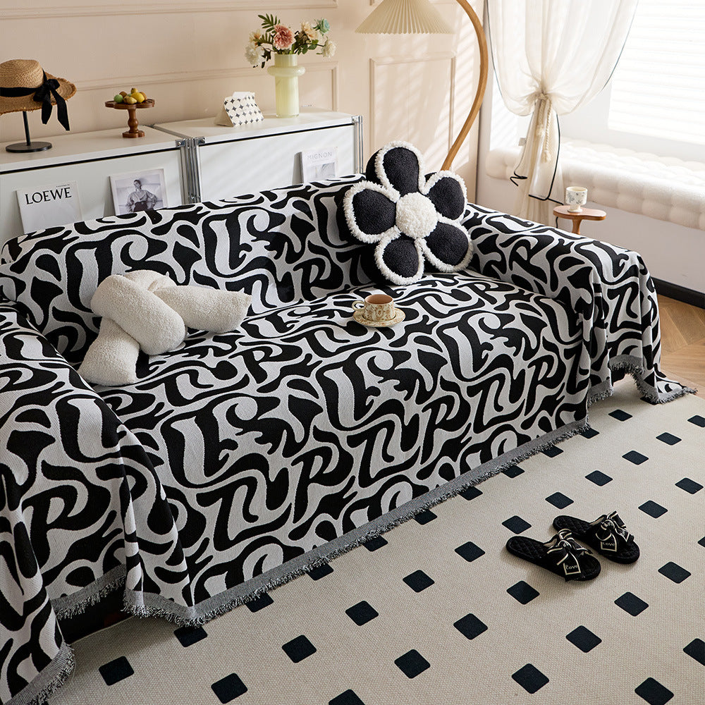 Cozy Abstract Patterned Sofa Throw Blanket