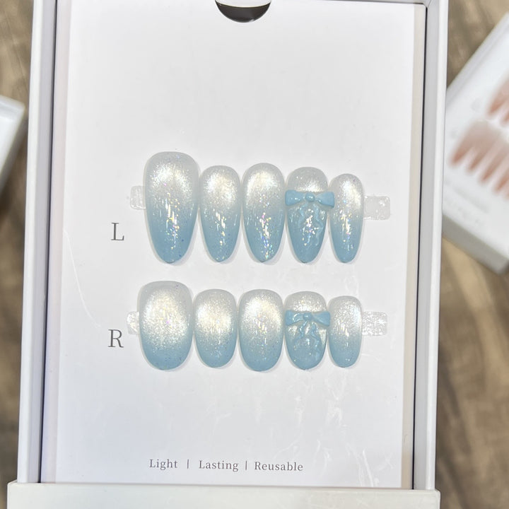 Sparkling Press-On Nail Art Set with Bow Accents Bowlift