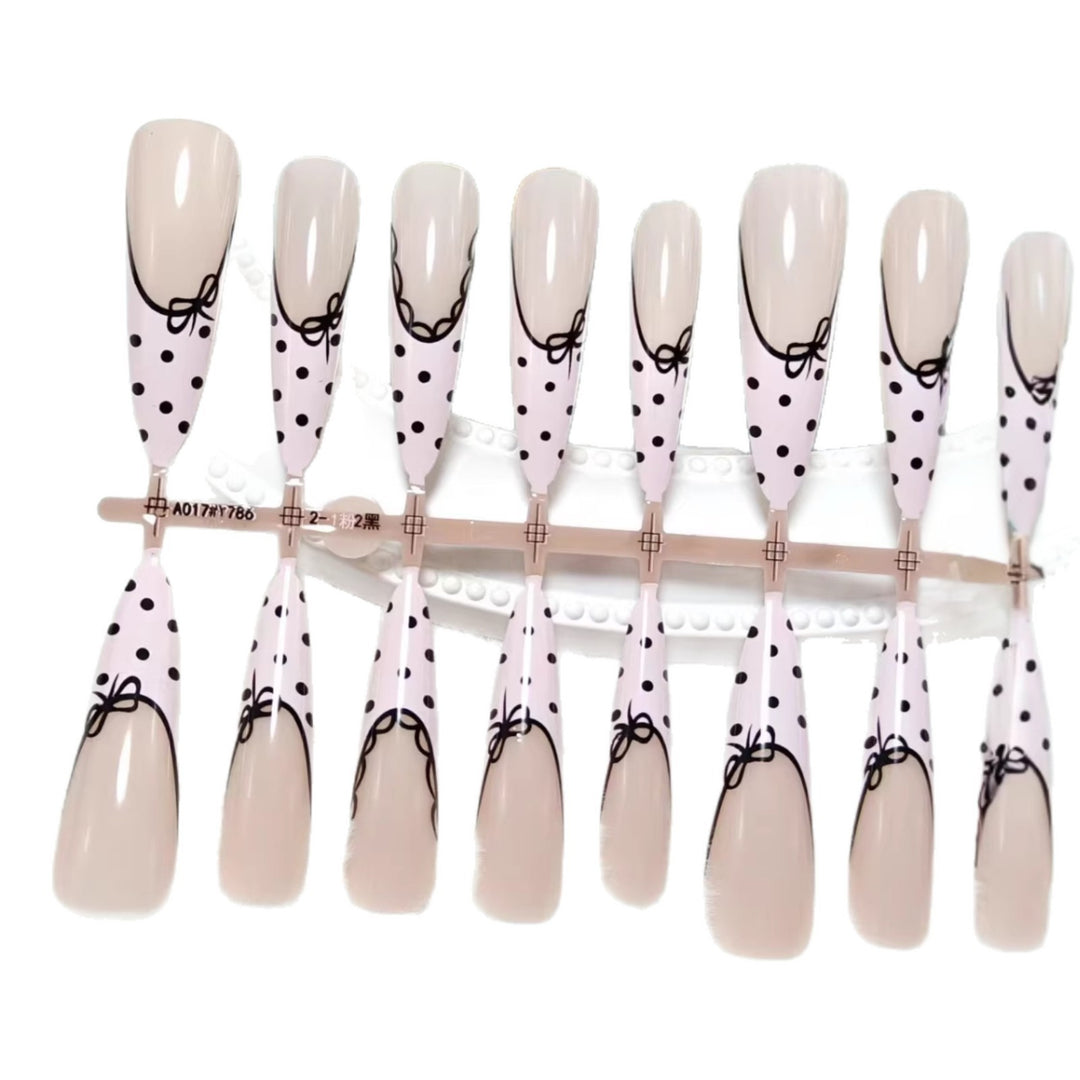 Artificial nail tips with bow pattern Bowlift