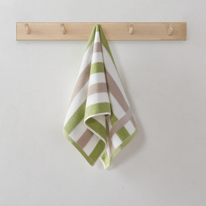 Ladies Beach Towel Bowlift