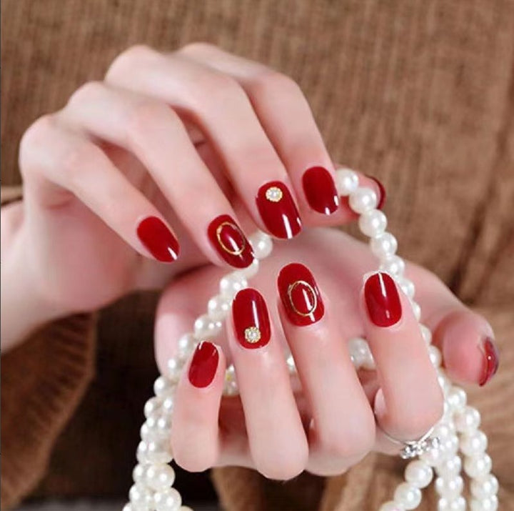 Artful Nail Tips Design Bowlift