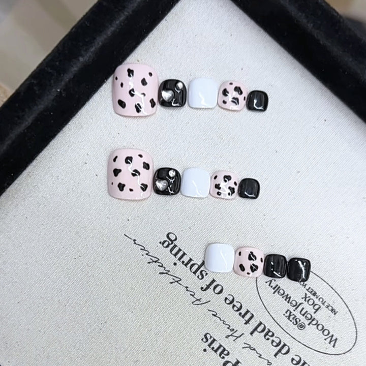 Artistic Animal Print Press-On Nail Set Bowlift