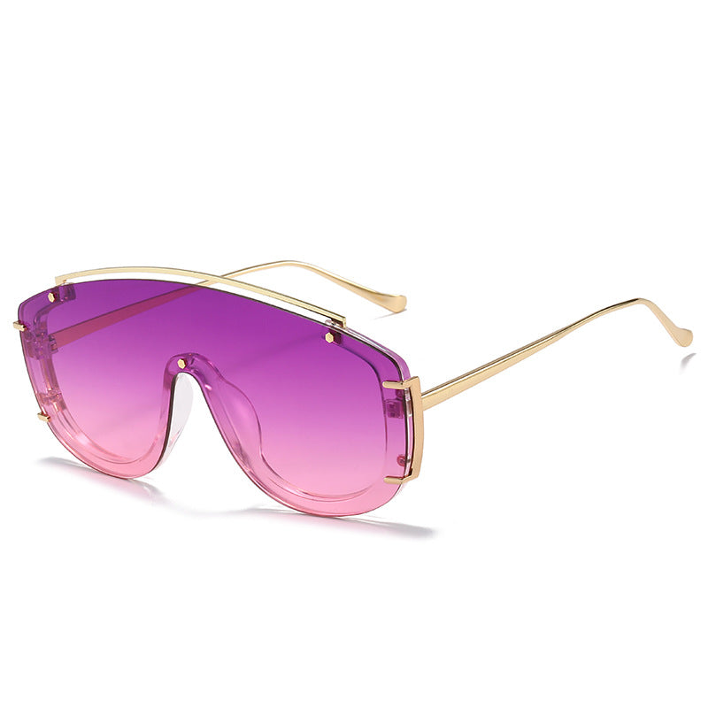 Fashion-Forward Futuristic Shield Sunglasses Bowlift