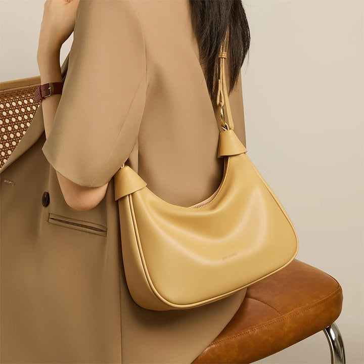 Stylish Curved Shoulder Bag Bowlift