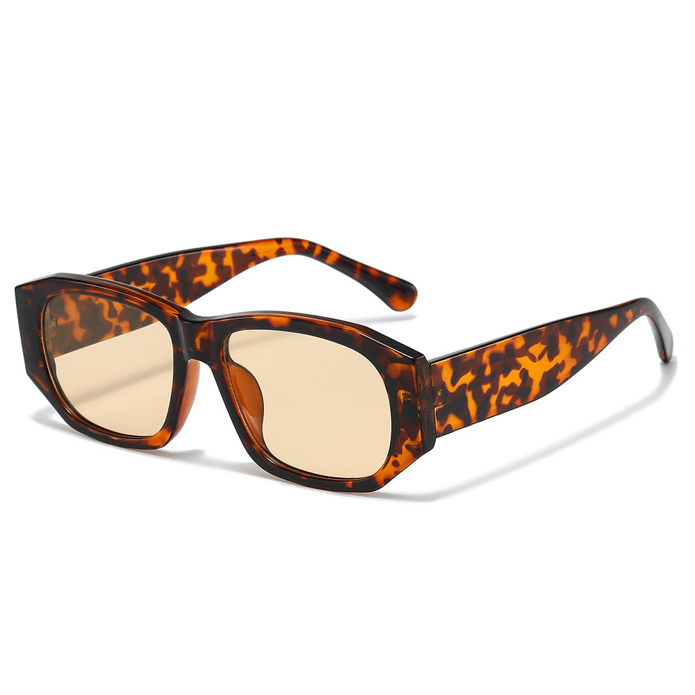 Oversized Geometric Sunglasses with Gradient Lenses Bowlift