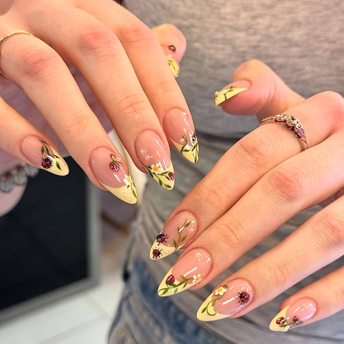Premium Floral Design Press-On Nails Bowlift