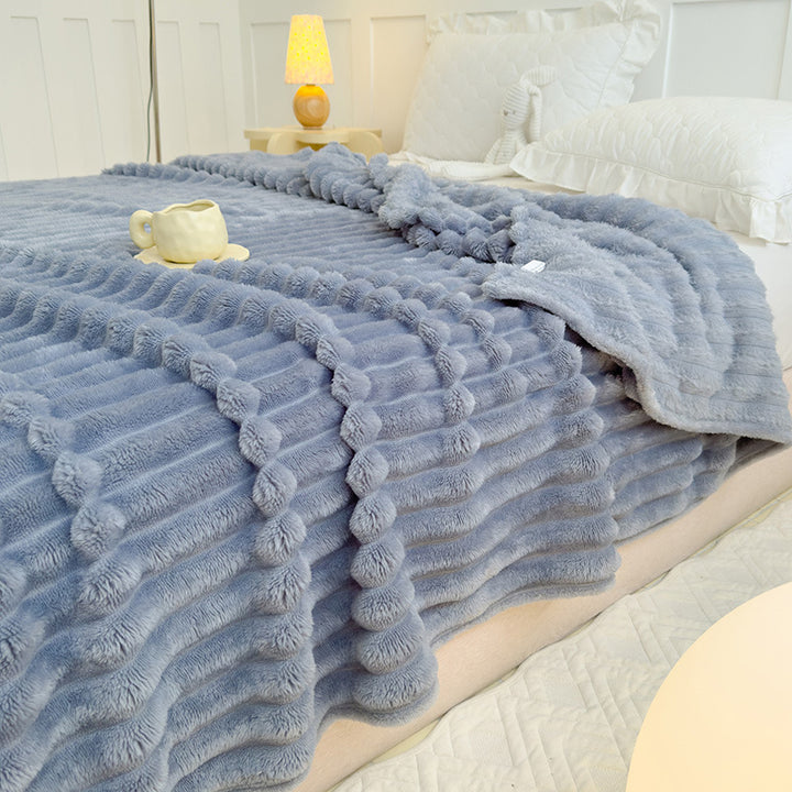 Women High-pile Cozy Blanket with Wave Pattern Bowlift
