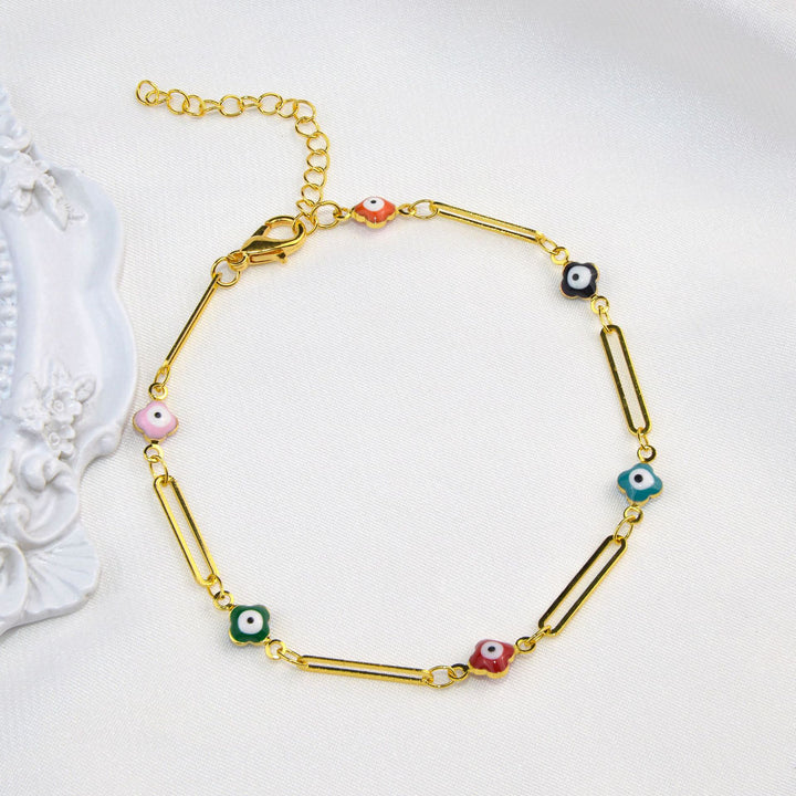 Artistic Eye Charm Bracelet Bowlift