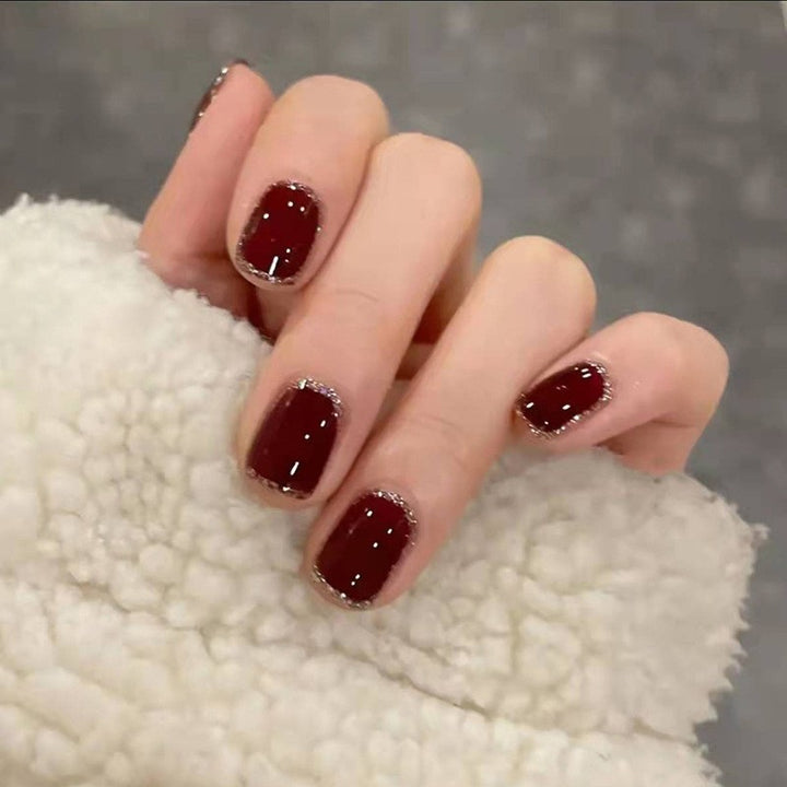 High-gloss artificial nails with rose effect Bowlift