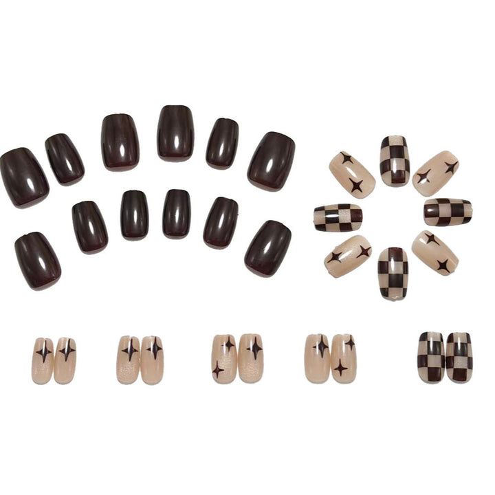 Artificial nails with modern geometric patterns Bowlift