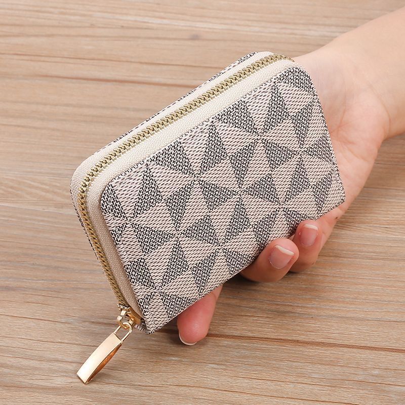 Geometric Patterned Zippered Coin Purse Bowlift