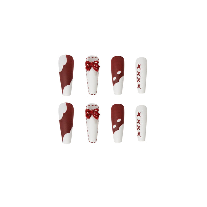 Artful stiletto nails with decoration and glitter Bowlift