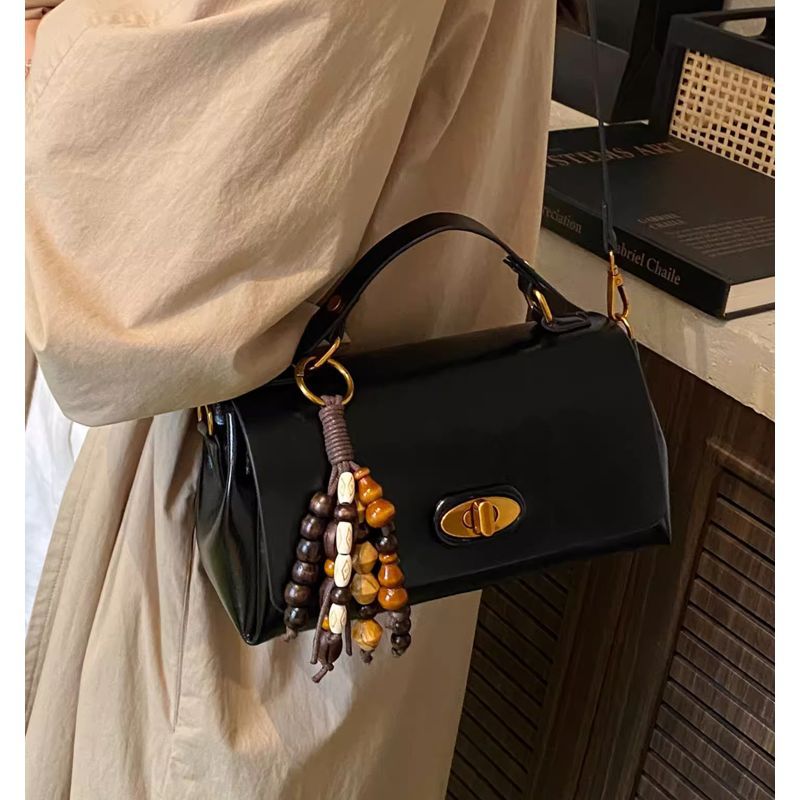 Elegant Structured Handheld Purse Bowlift