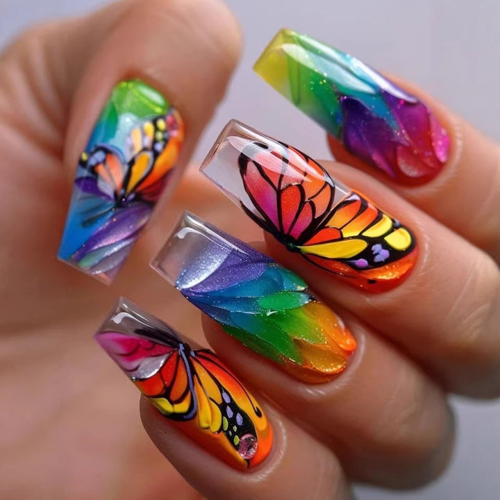 Artistic nail decorations with 3D designs Bowlift