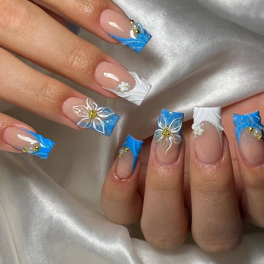 Elegant Floral Acrylic Nail Set Bowlift