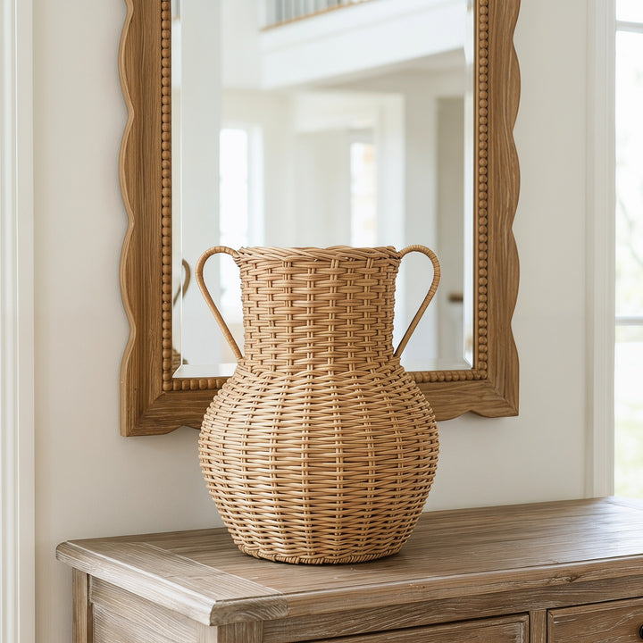 Handcrafted decorative basket made of natural weave Bowlift