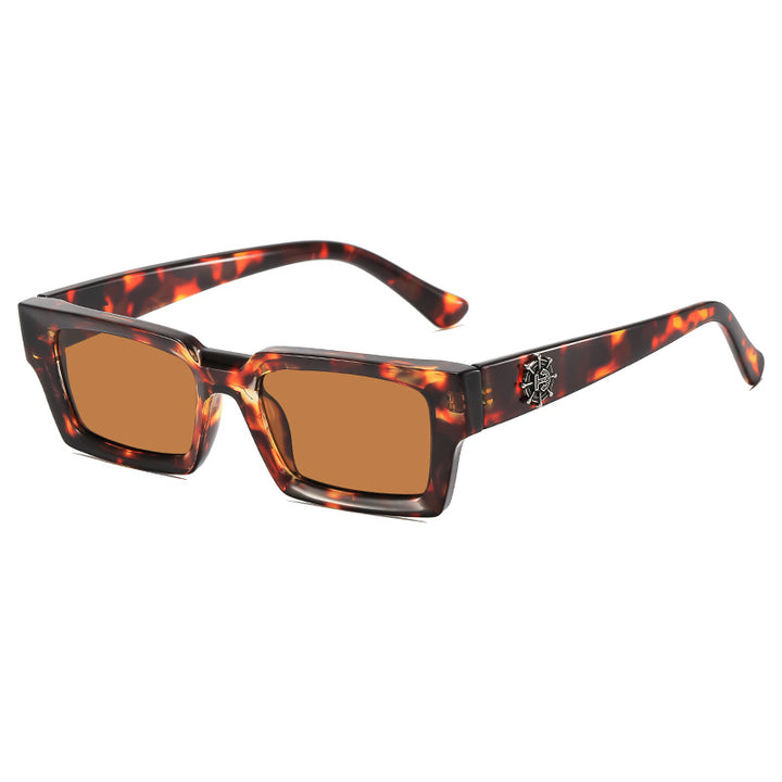 Fashionable Tortoiseframe Sunglasses Bowlift
