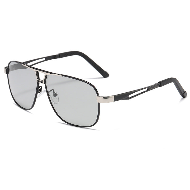 Ladies sporty sunglasses with modern design and UV protection Bowlift