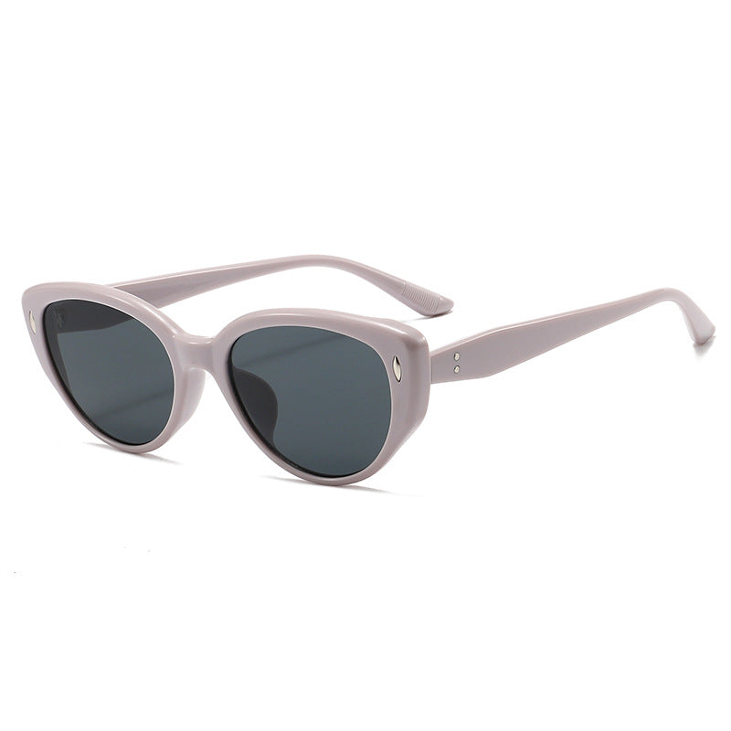 Retro-Inspired Cat-Eye Sunglasses