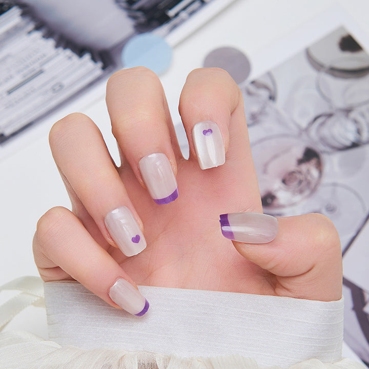 Artistic nail extensions with floral accents Bowlift