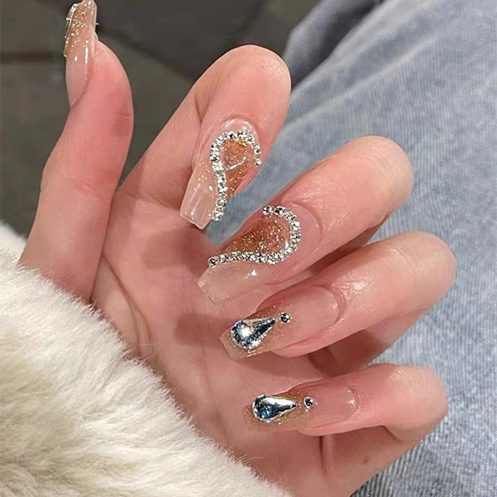 Glamorous artificial nails with sparkling accents Bowlift