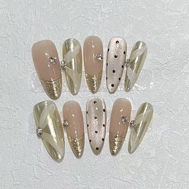 Luxury Press-On Nail Art Set with Elegant Metallic Accents Bowlift