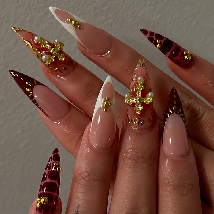 Glamorous Decorative Stiletto Press-On Nail Set Bowlift