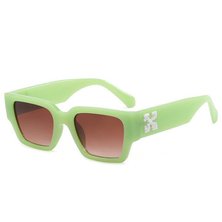 Women stylish oversized sunglasses with unique design Bowlift