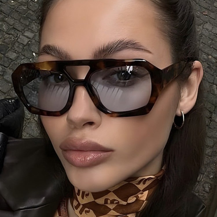 Women's fashionable sunglasses in exclusive octagon design Bowlift