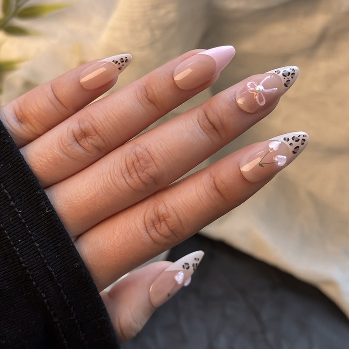 Artistic Press-On Nail Design Set Bowlift