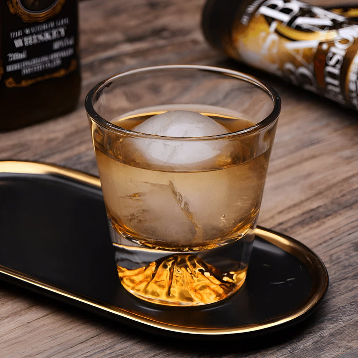Whiskey glasses with Mount Fuji design – Elegant set for connoisseurs | Bowlift