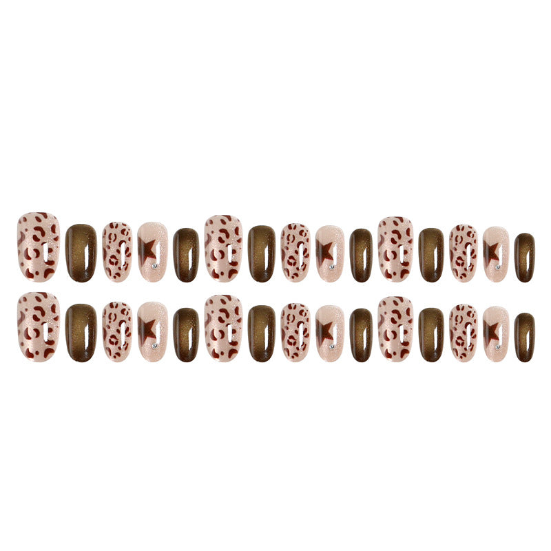Glamorous artificial nails Bowlift