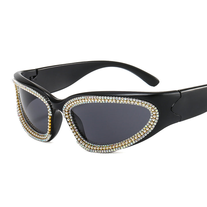 Ladies stylish sunglasses with sparkling crystal frame Bowlift