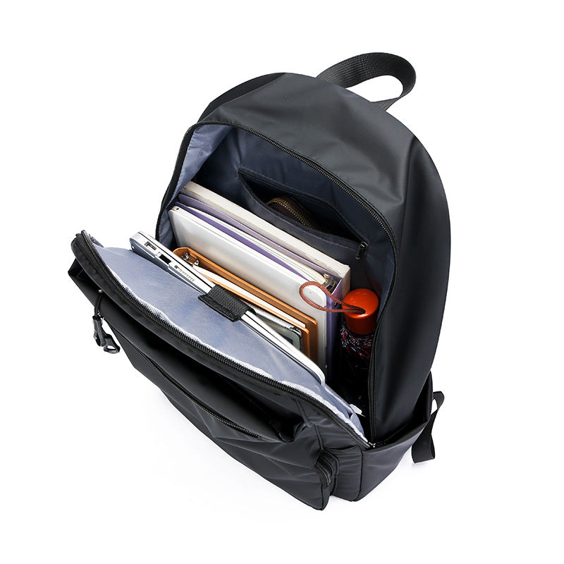 Multifunctional backpack with hybrid design and waterproof features Bowlift