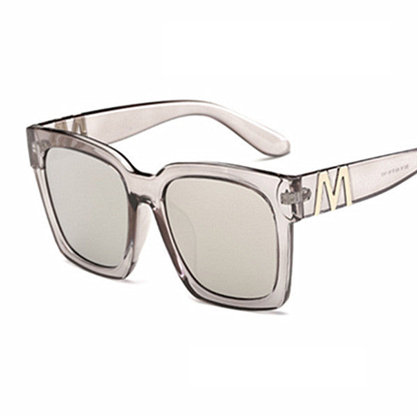 Women Elegant Oversized Sunglasses with Polarizing Lenses Bowlift