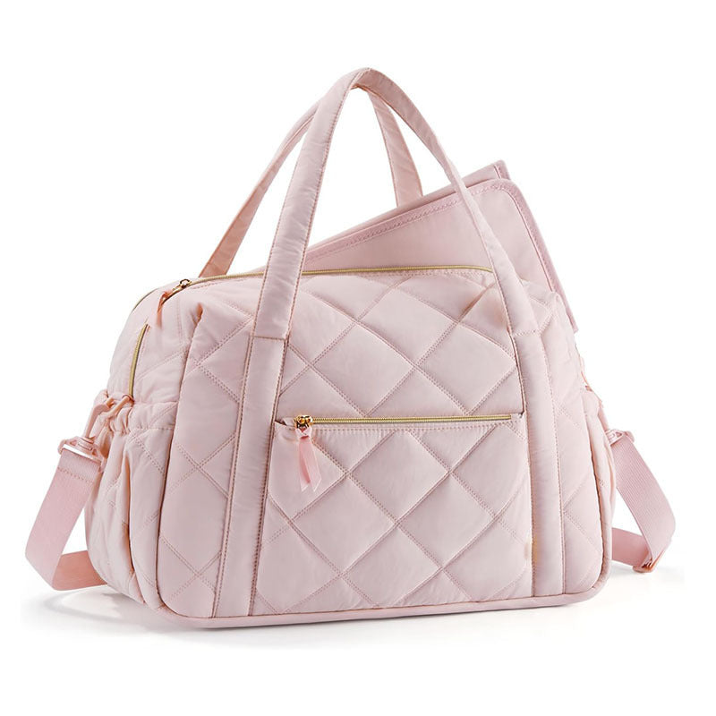 Stylish travel bag with innovative interior concept Bowlift