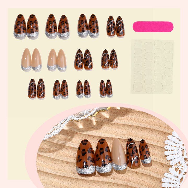 Creative nail art set with glitter and leopard pattern Bowlift