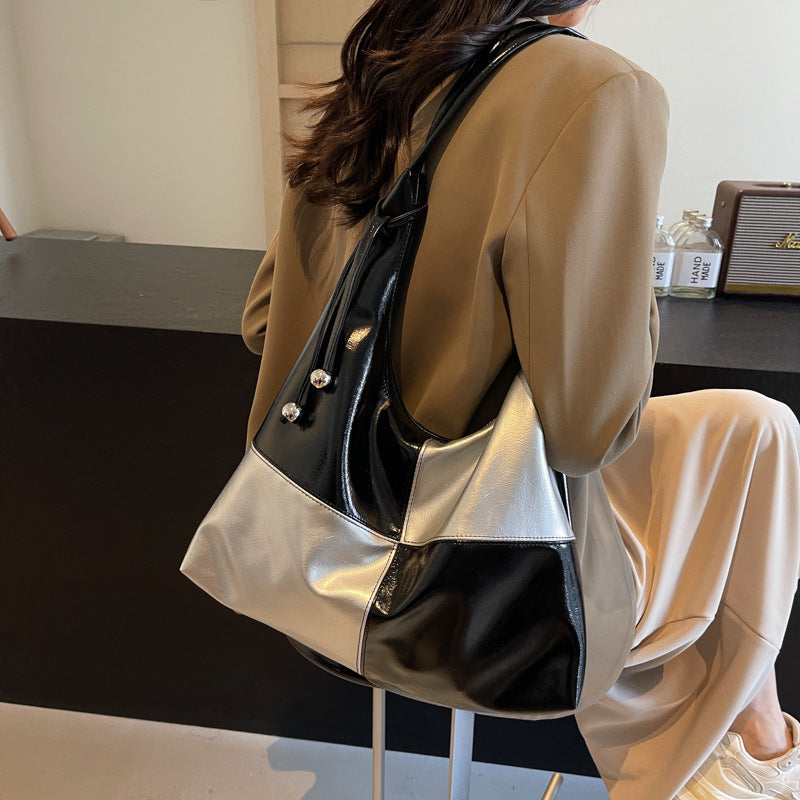 Chic Reversible Hobo Bag Bowlift