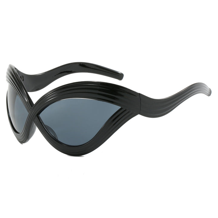 Women trendy designer sunglasses with curved frame Bowlift